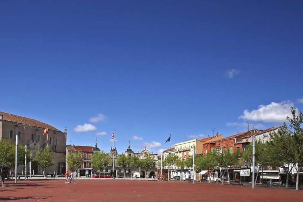 Apartamento Reformado, Comodo Y Funcional En Medina Del Campo Exterior foto